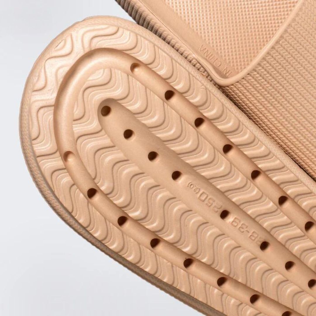 Pluffy Ultra Comfort Sandal 